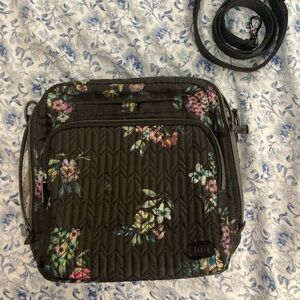 Lug Ranger in Bouquet Black